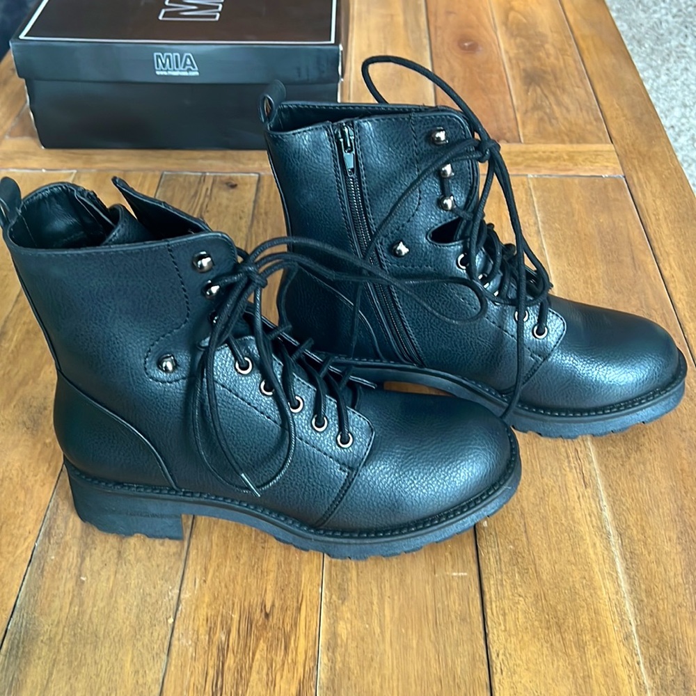 New MIA black combat boots - Picture 4 of 6